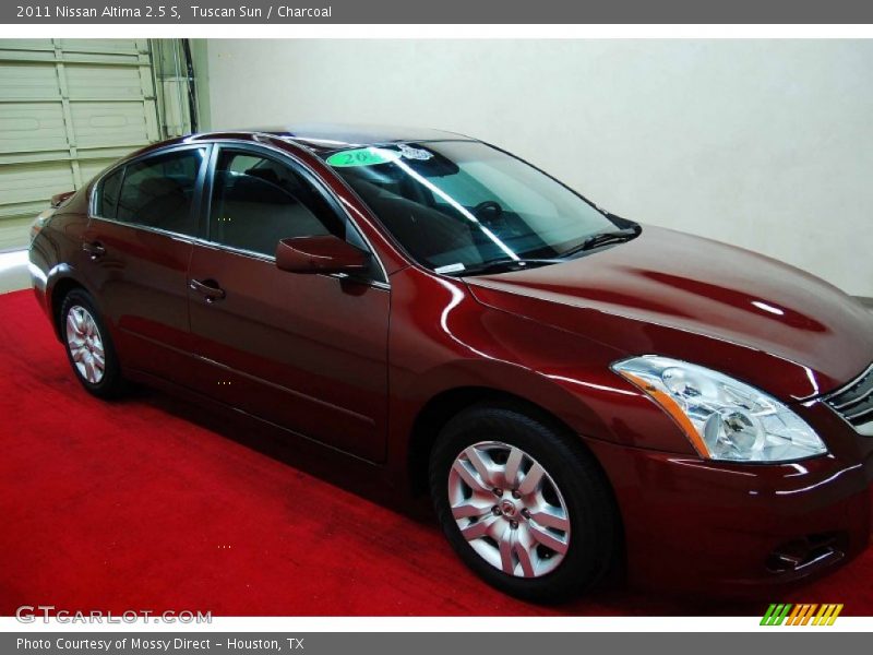 Tuscan Sun / Charcoal 2011 Nissan Altima 2.5 S