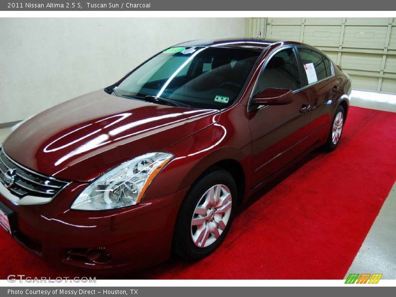 Tuscan Sun / Charcoal 2011 Nissan Altima 2.5 S