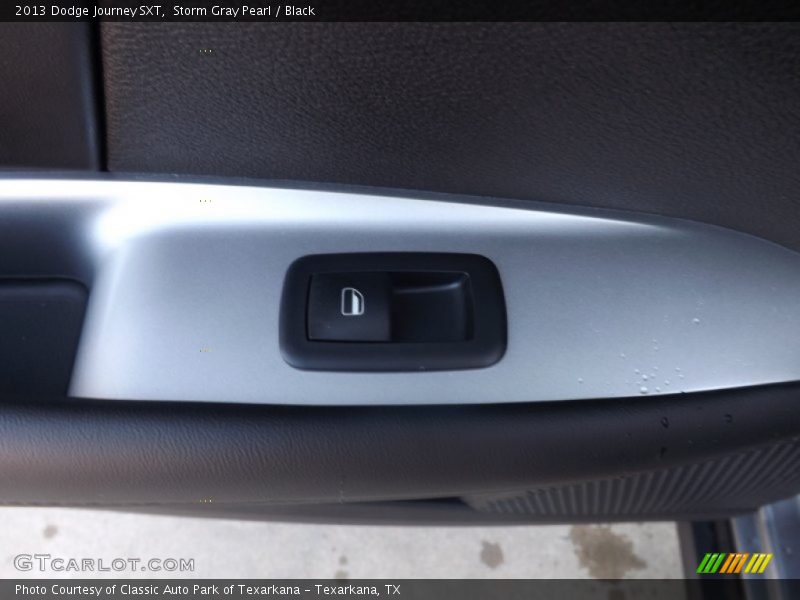 Storm Gray Pearl / Black 2013 Dodge Journey SXT