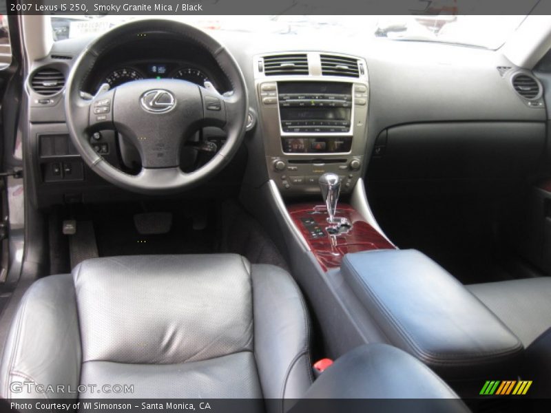 Dashboard of 2007 IS 250