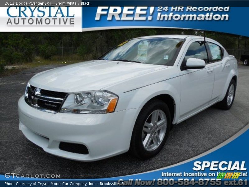 Bright White / Black 2012 Dodge Avenger SXT