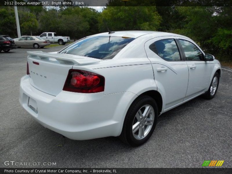 Bright White / Black 2012 Dodge Avenger SXT