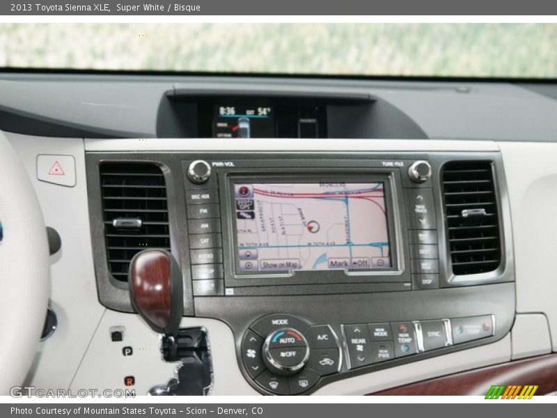 Super White / Bisque 2013 Toyota Sienna XLE