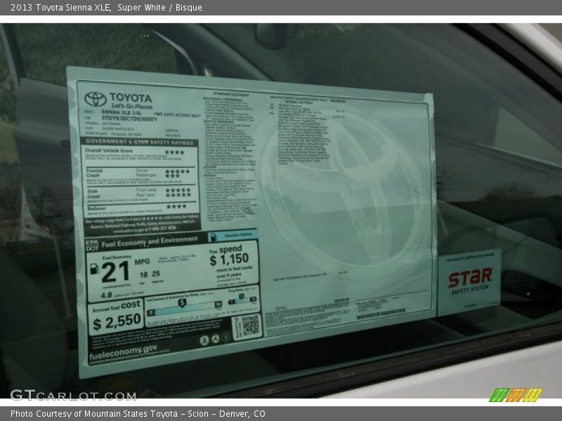 Super White / Bisque 2013 Toyota Sienna XLE