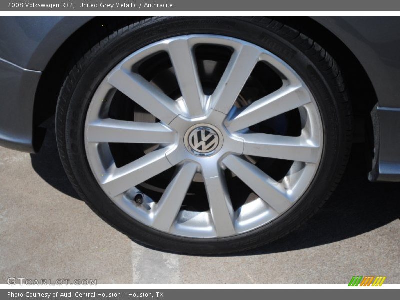 United Grey Metallic / Anthracite 2008 Volkswagen R32