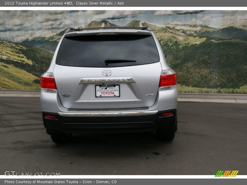 Classic Silver Metallic / Ash 2013 Toyota Highlander Limited 4WD