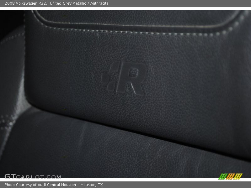 United Grey Metallic / Anthracite 2008 Volkswagen R32