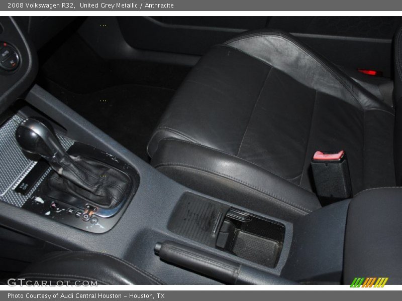 United Grey Metallic / Anthracite 2008 Volkswagen R32