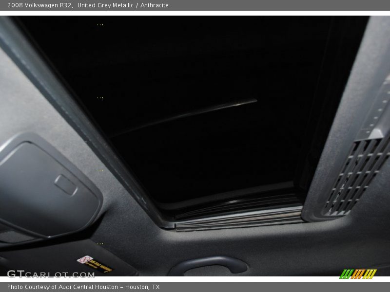 United Grey Metallic / Anthracite 2008 Volkswagen R32