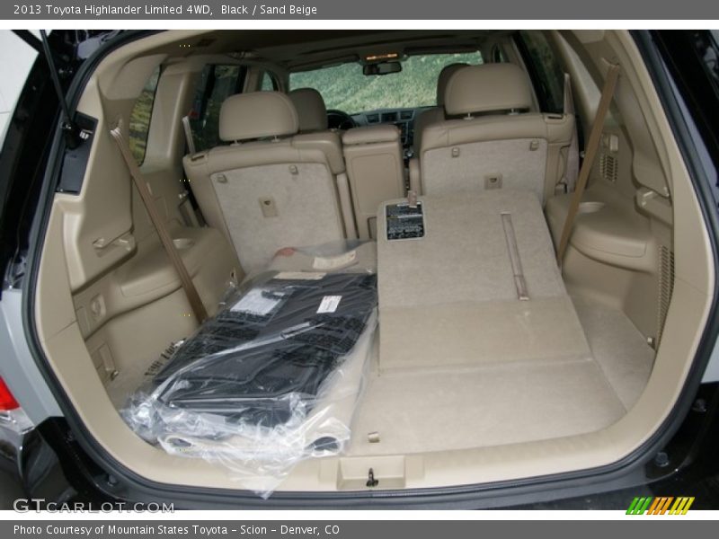 Black / Sand Beige 2013 Toyota Highlander Limited 4WD