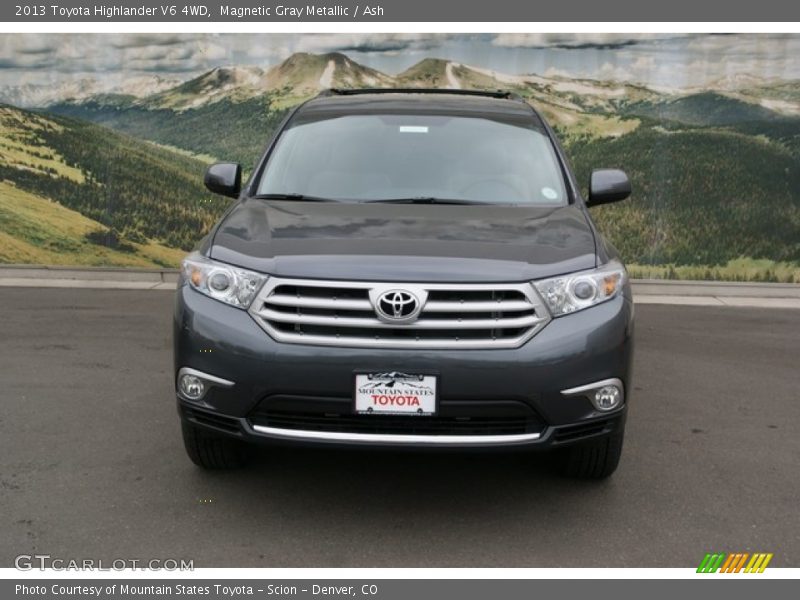 Magnetic Gray Metallic / Ash 2013 Toyota Highlander V6 4WD