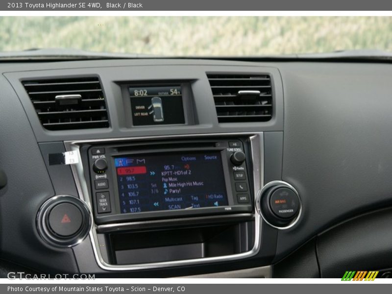Black / Black 2013 Toyota Highlander SE 4WD