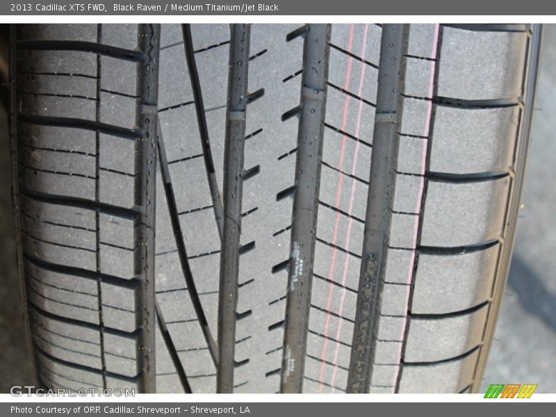 Black Raven / Medium Titanium/Jet Black 2013 Cadillac XTS FWD