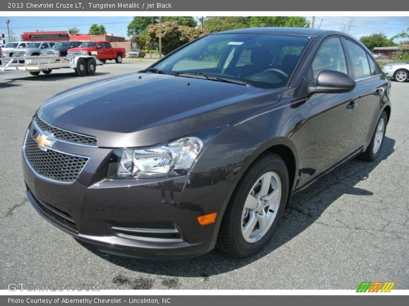 Tungsten Metallic / Jet Black 2013 Chevrolet Cruze LT