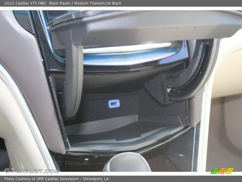 Black Raven / Medium Titanium/Jet Black 2013 Cadillac XTS FWD