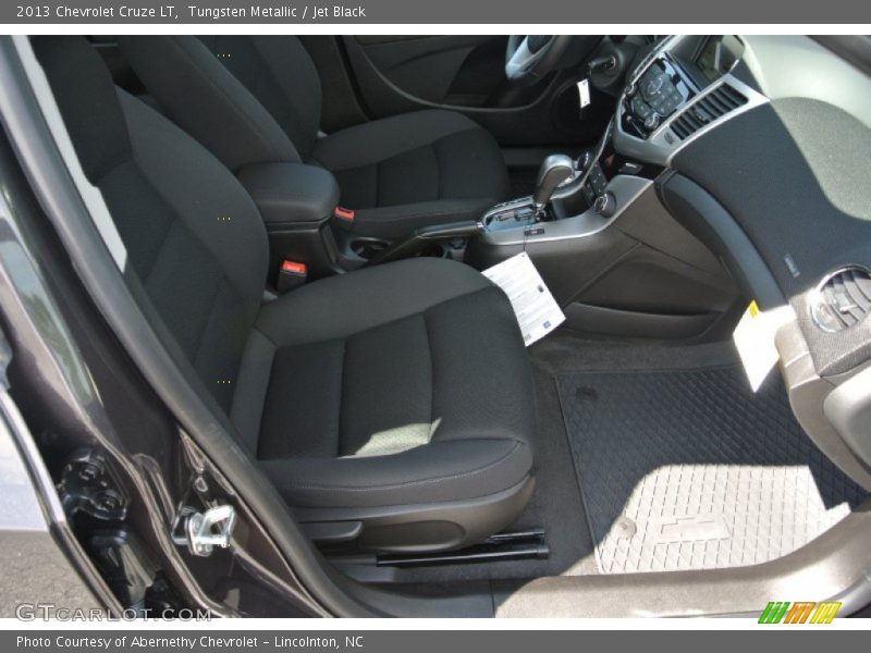 Tungsten Metallic / Jet Black 2013 Chevrolet Cruze LT