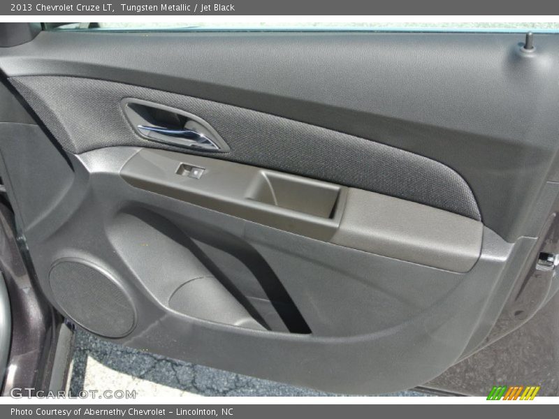 Tungsten Metallic / Jet Black 2013 Chevrolet Cruze LT