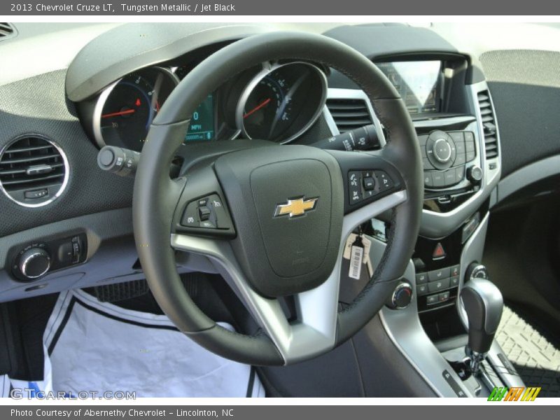 Tungsten Metallic / Jet Black 2013 Chevrolet Cruze LT
