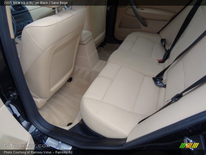 Rear Seat of 2005 X3 2.5i