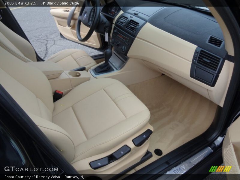 Jet Black / Sand Beige 2005 BMW X3 2.5i