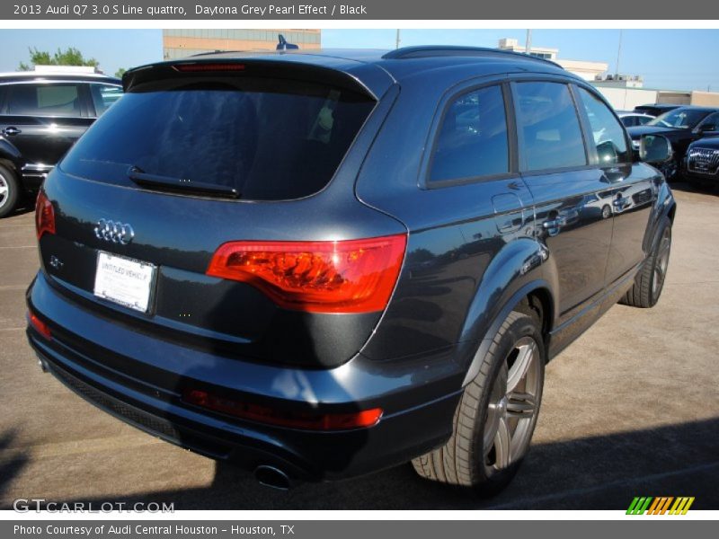 Daytona Grey Pearl Effect / Black 2013 Audi Q7 3.0 S Line quattro