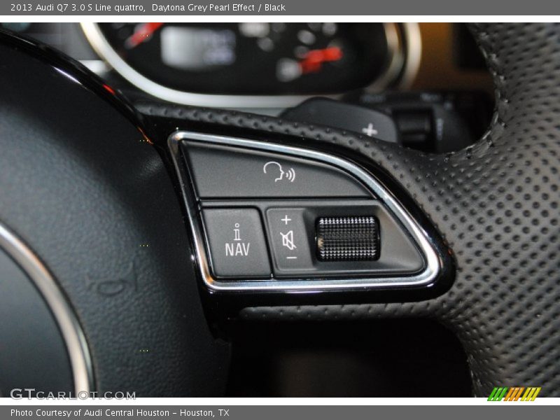 Daytona Grey Pearl Effect / Black 2013 Audi Q7 3.0 S Line quattro