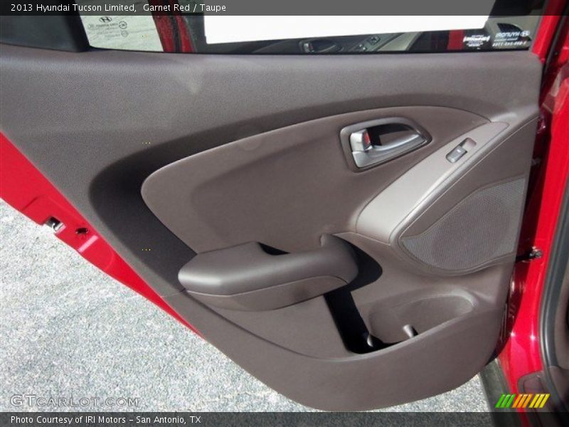 Garnet Red / Taupe 2013 Hyundai Tucson Limited