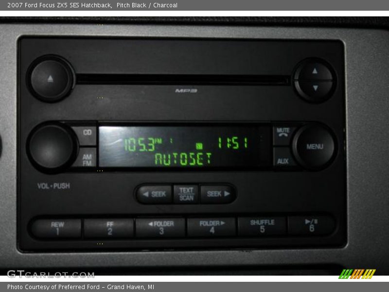 Pitch Black / Charcoal 2007 Ford Focus ZX5 SES Hatchback