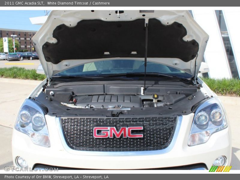 White Diamond Tintcoat / Cashmere 2011 GMC Acadia SLT