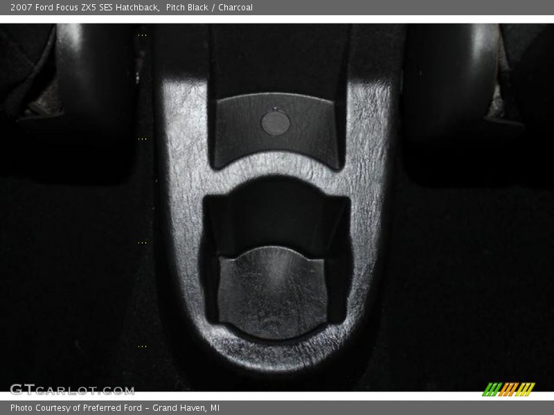 Pitch Black / Charcoal 2007 Ford Focus ZX5 SES Hatchback