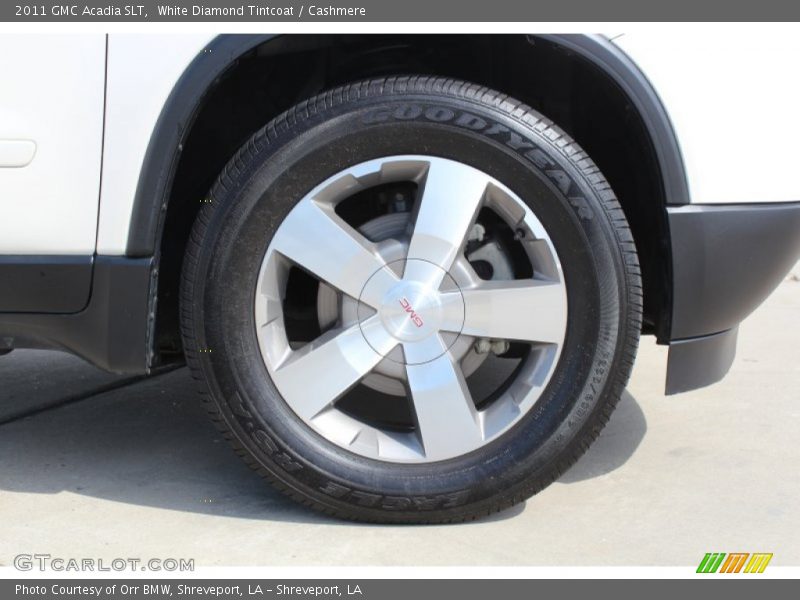 White Diamond Tintcoat / Cashmere 2011 GMC Acadia SLT