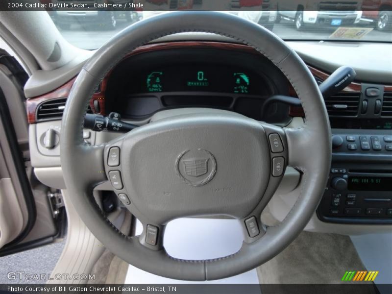 Cashmere / Shale 2004 Cadillac DeVille Sedan