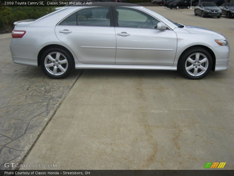 Classic Silver Metallic / Ash 2009 Toyota Camry SE