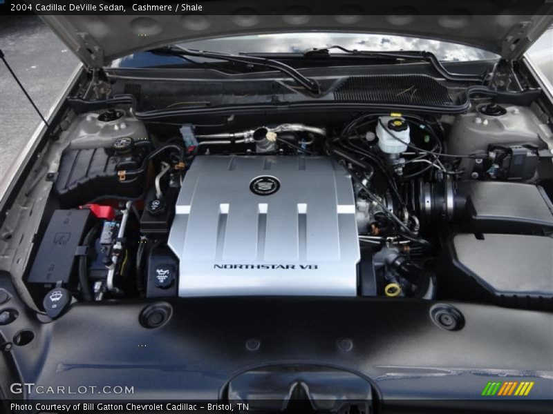 Cashmere / Shale 2004 Cadillac DeVille Sedan