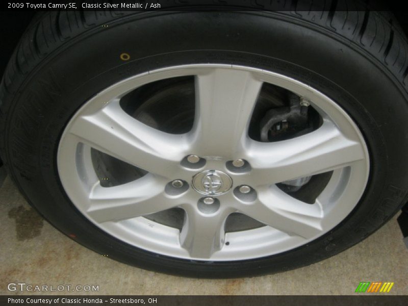 Classic Silver Metallic / Ash 2009 Toyota Camry SE