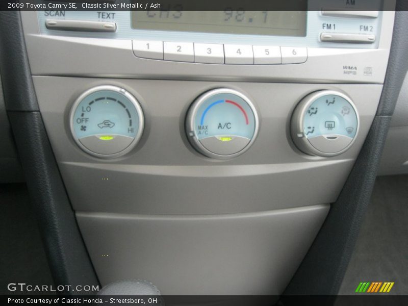 Classic Silver Metallic / Ash 2009 Toyota Camry SE