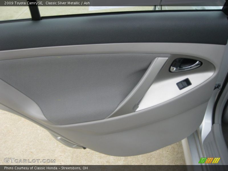 Classic Silver Metallic / Ash 2009 Toyota Camry SE