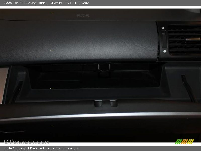 Silver Pearl Metallic / Gray 2008 Honda Odyssey Touring