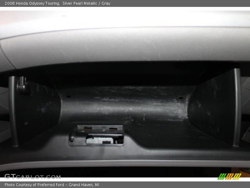Silver Pearl Metallic / Gray 2008 Honda Odyssey Touring