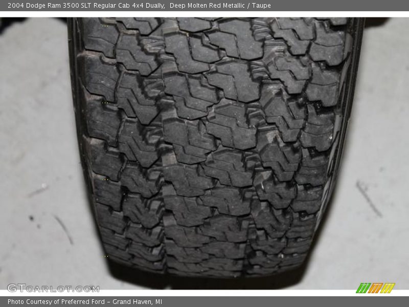 Deep Molten Red Metallic / Taupe 2004 Dodge Ram 3500 SLT Regular Cab 4x4 Dually