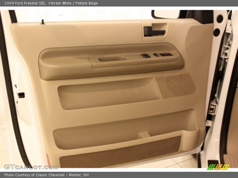 Vibrant White / Pebble Beige 2004 Ford Freestar SES