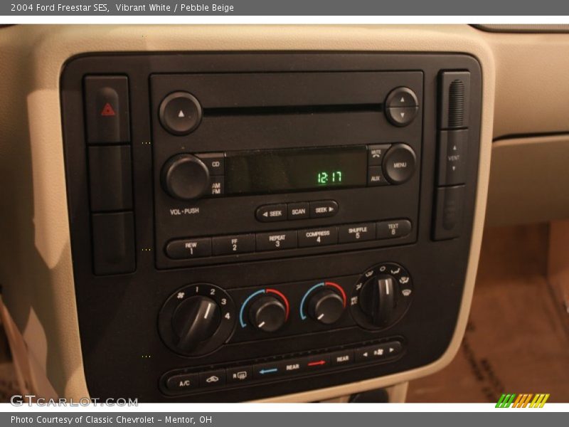 Vibrant White / Pebble Beige 2004 Ford Freestar SES