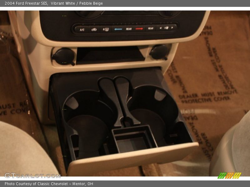 Vibrant White / Pebble Beige 2004 Ford Freestar SES