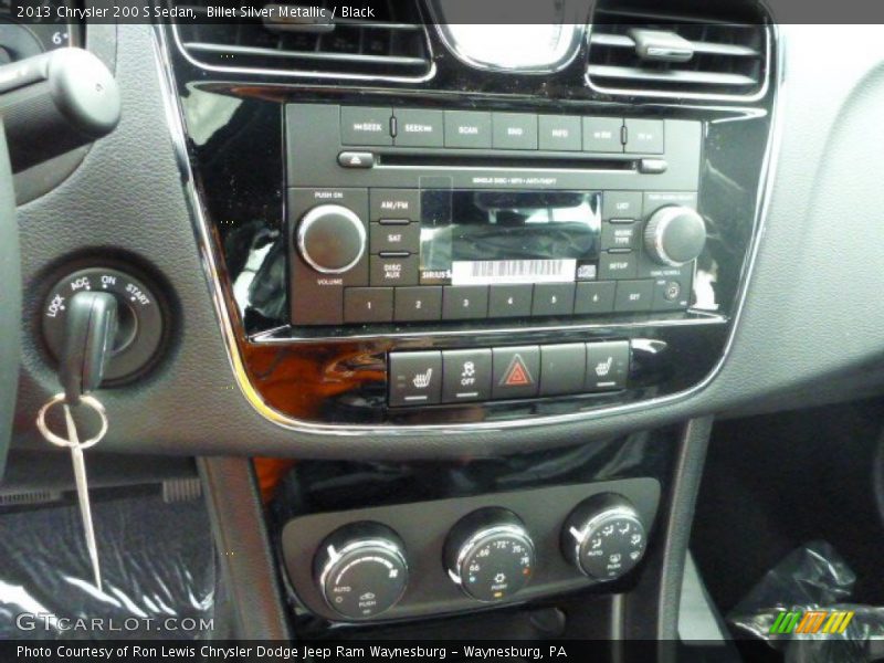 Billet Silver Metallic / Black 2013 Chrysler 200 S Sedan