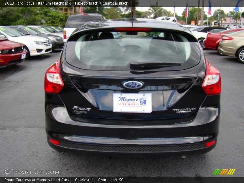 Tuxedo Black / Charcoal Black 2013 Ford Focus Titanium Hatchback