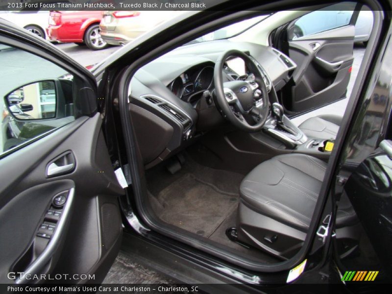 Tuxedo Black / Charcoal Black 2013 Ford Focus Titanium Hatchback