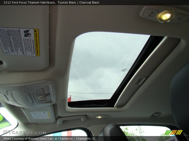 Tuxedo Black / Charcoal Black 2013 Ford Focus Titanium Hatchback