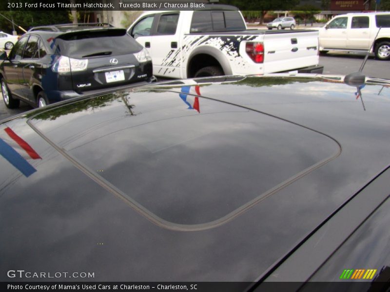 Tuxedo Black / Charcoal Black 2013 Ford Focus Titanium Hatchback