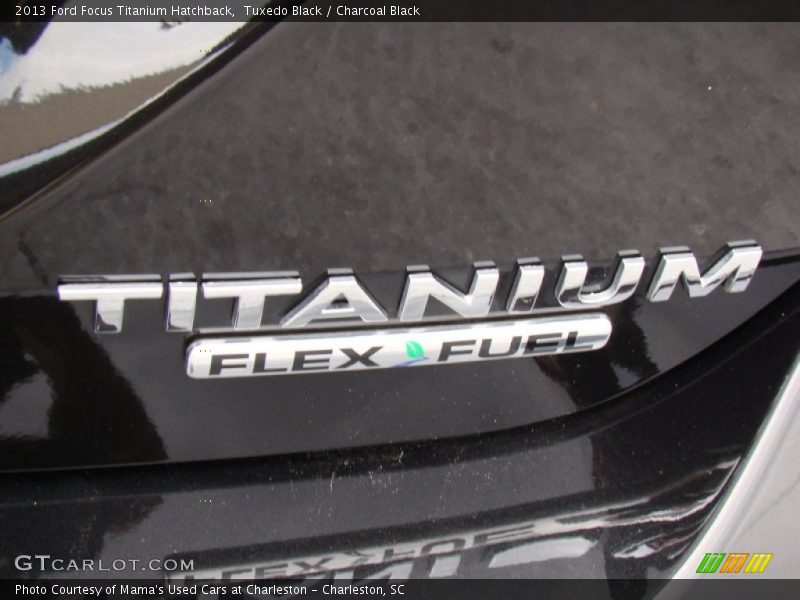 Tuxedo Black / Charcoal Black 2013 Ford Focus Titanium Hatchback
