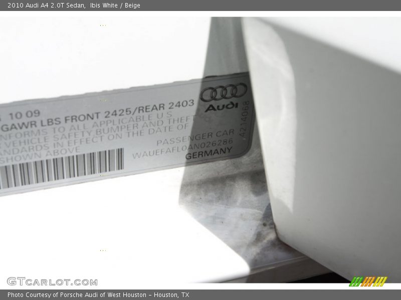 Ibis White / Beige 2010 Audi A4 2.0T Sedan